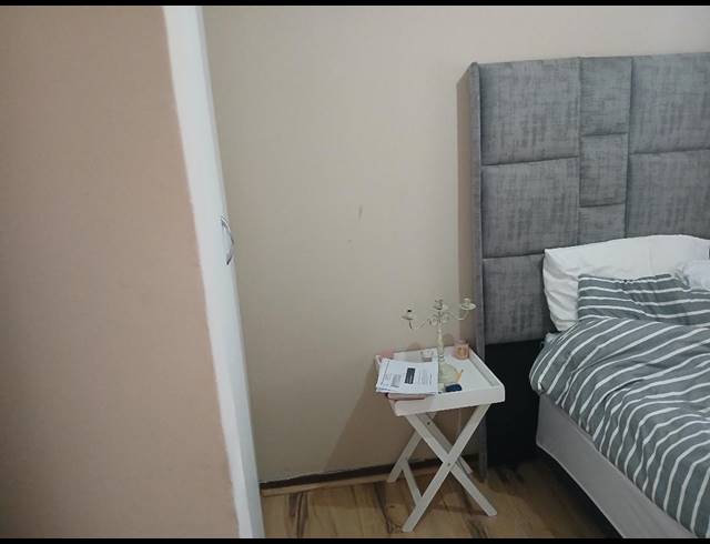 2 bed property for sale in AEROTON